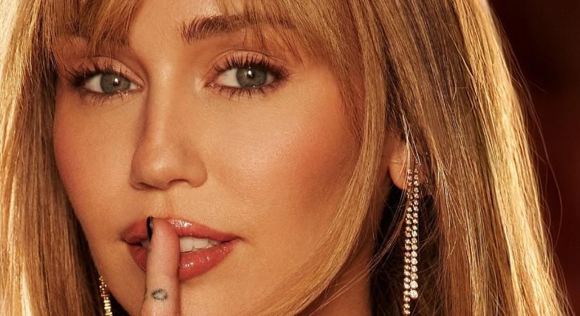 Mától nézheted: 20 év után egy különkiadással tért vissza Miley Cyrus az ikonikus karakteréhez a streamingóriás platformjára