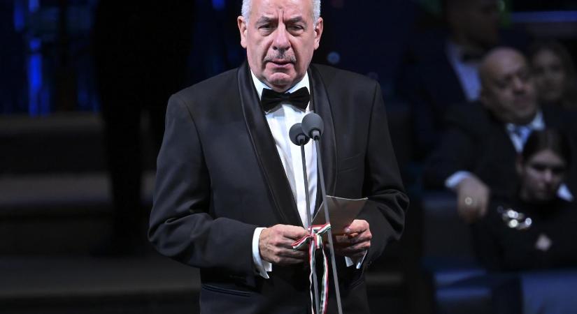 Hallgat Sulyok Tamás és az Alkotmánybíróság, a Legfőbb Ügyészséget mintha felzaklatták volna Magyar Péter vádjai