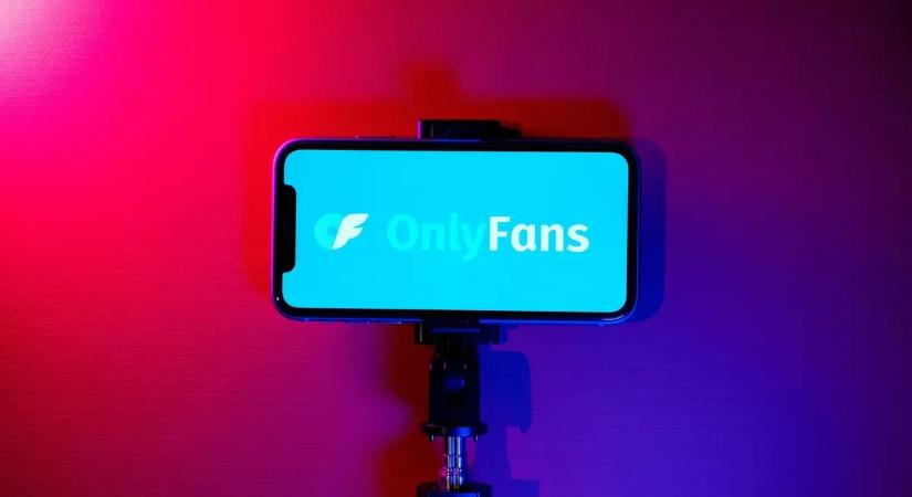 Újabb magyar híresség tűnt fel az OnlyFans-en, végre önmaga lehet