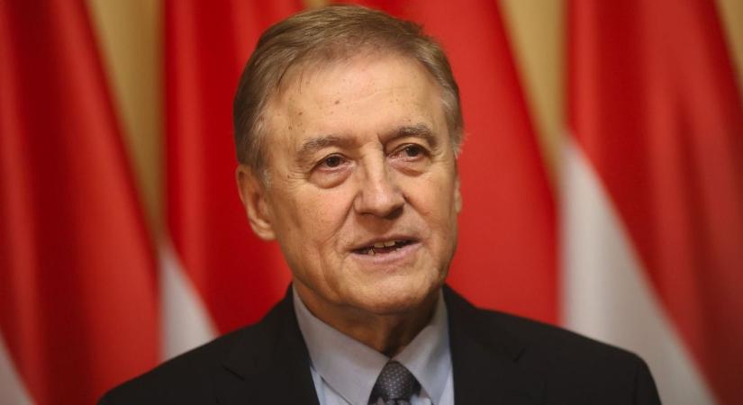 Békés Pécset! – Cziráki Attila tartást vár el minden jelölttől