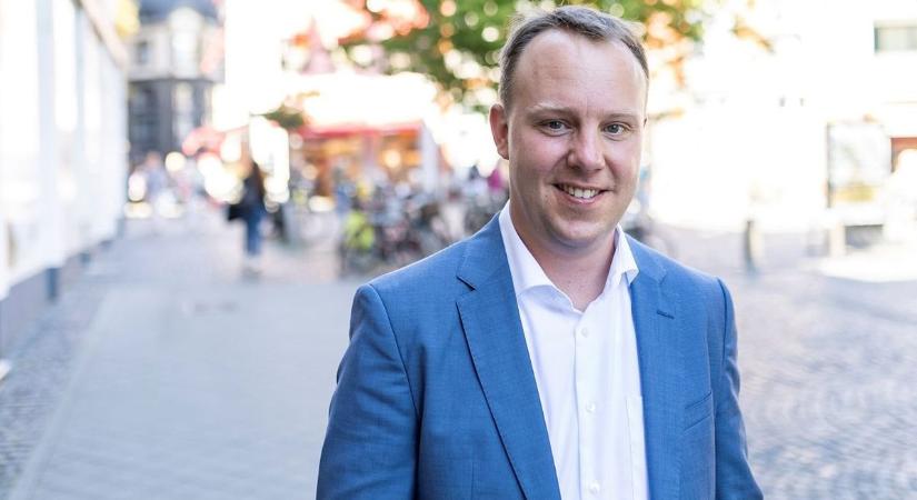 A magyargyűlölő Daniel Freund teljesítve Magyar Péter kampánykéréseit hazánkat durván támadó jelentést készített