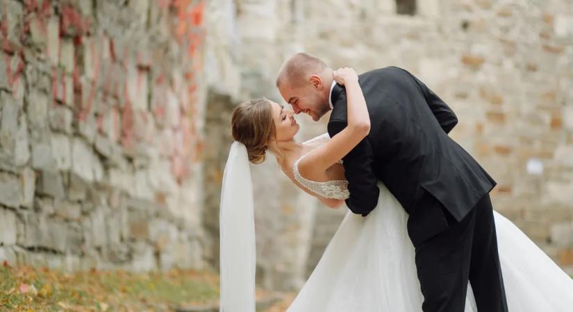 Hihetetlen tragédia: Két nappal az esküvő előtt kapott agyvérzést a vőlegény