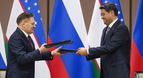 Aláírták az üzbég atomerőmű projekt megvalósításának ütemtervét és egyidejűleg elkezdték az alapozás előkészítését a területen