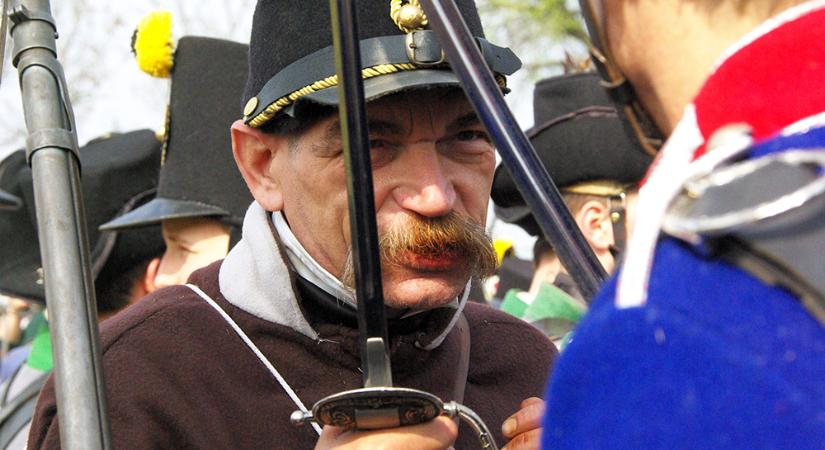 A hadiösvények magányos farkasa