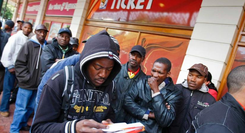 Kitört a közfelháborodás a brutális árak miatt, hivatalos panaszt nyújtottak be az Európai Bizottsághoz