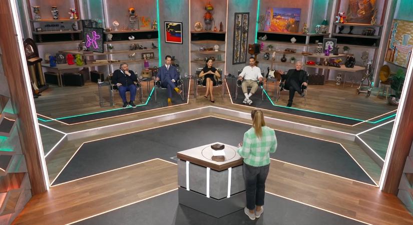 „Undorítónak találom” – Furcsa mamutfog A legjobb ajánlatban