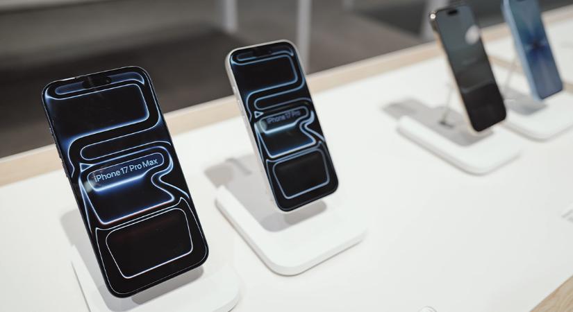 Végre jön az okos Siri? Nagy bemutatóra készül az Apple