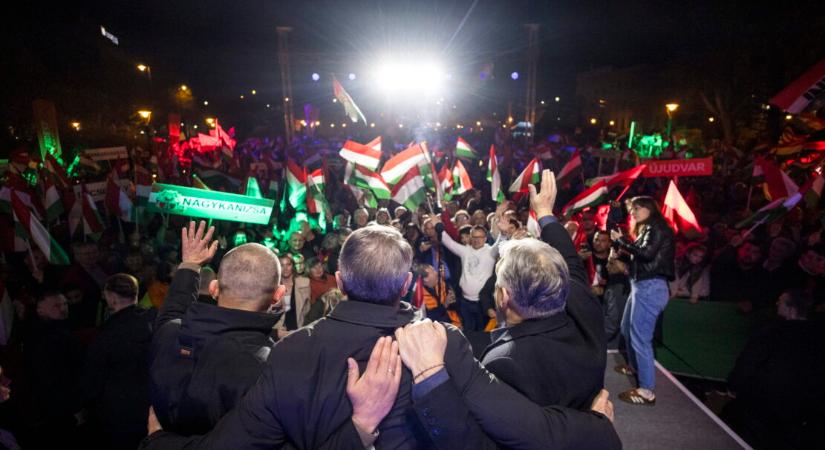 Orbán Viktor: Egy ukránbarát kormány háborúba viszi az országot
