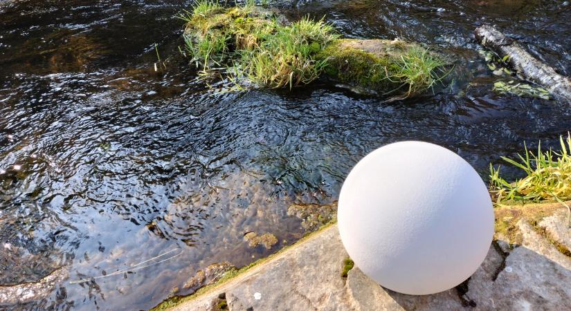 Vége a drága sírhelymegváltásnak: a temetkezés is lehet "öko"