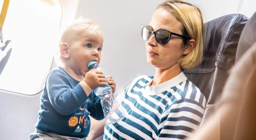 Babával a fedélzeten? Így lesz a repülés stresszmentes élmény