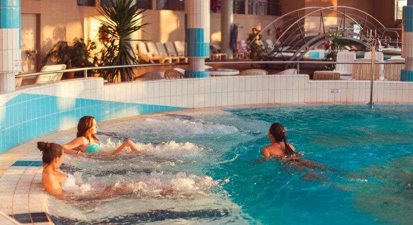 Már ezen a héten újranyitják az élményfürdőt Gyopárosfürdőn