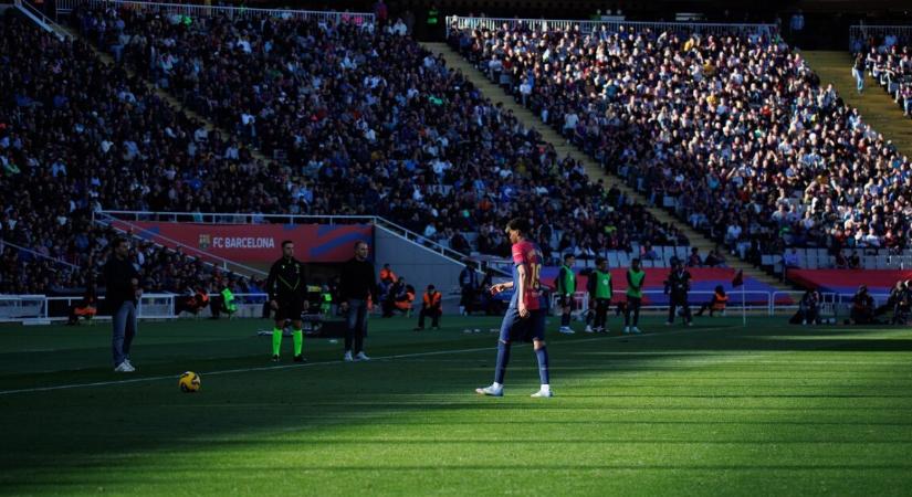 50 millió eurót fizetne a Barcelona ezért a védőért