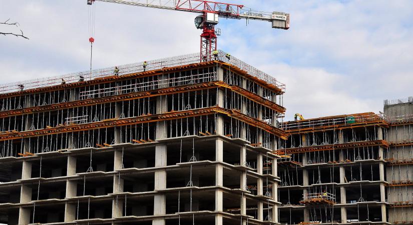 Építkezne vagy felújít? Jelentős drágulással kalkuláljon