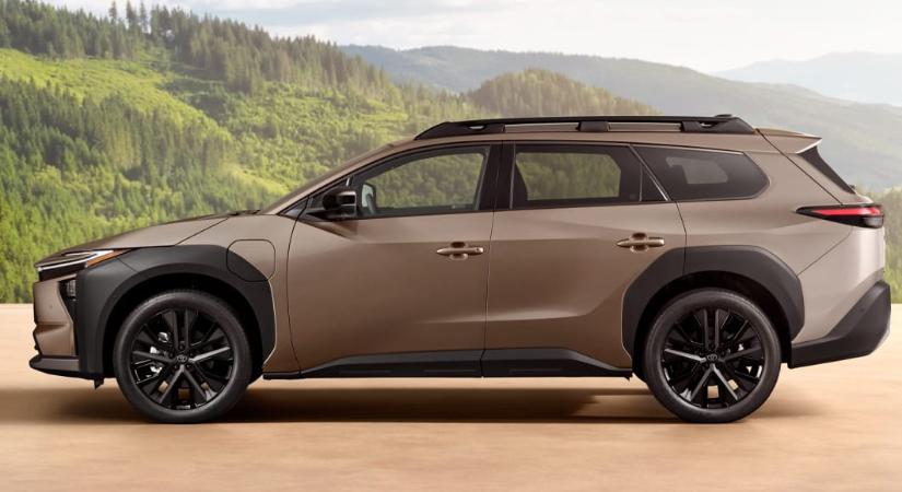 Magyarországon a Toyota 380 lovas új elektromos terepkombija