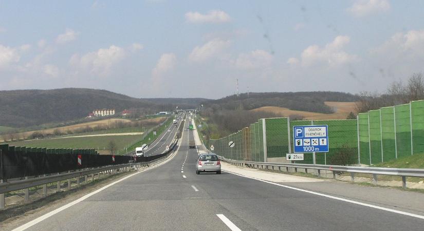Orbán Győző bányacége is szállít az M1-es felújításához követ