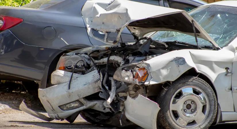 Halálos balesetek: Magyarország javított, de a svéd minta még messze van