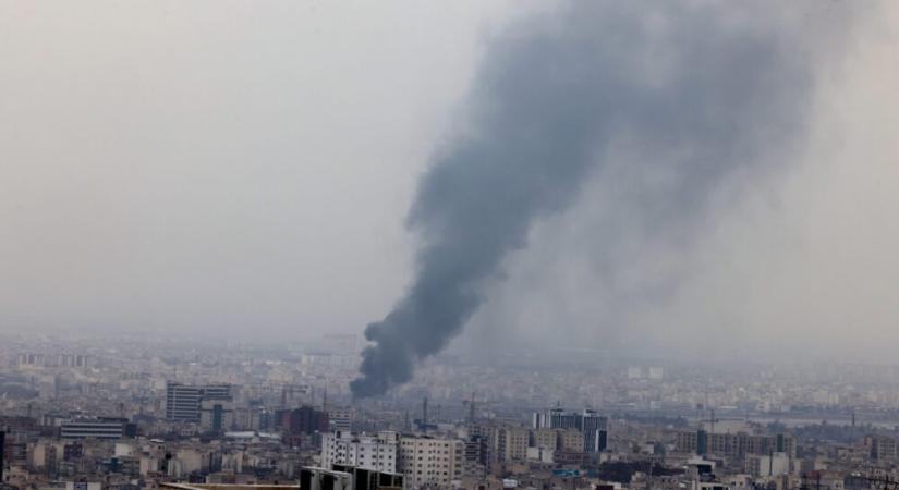 Irán ismét lőtte az öbölországokat, Izrael pedig Teheránt