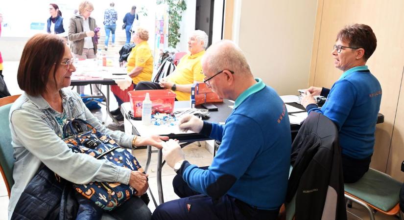 Tiszta szívvel: egészségünkre!