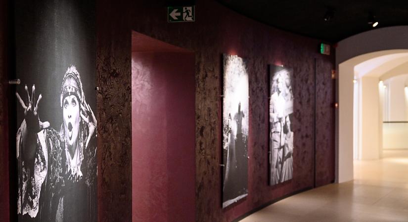 Szeretnénk látni a színházat, amikor éppen nincs előadás? Debrecenben erre is van lehetőség!