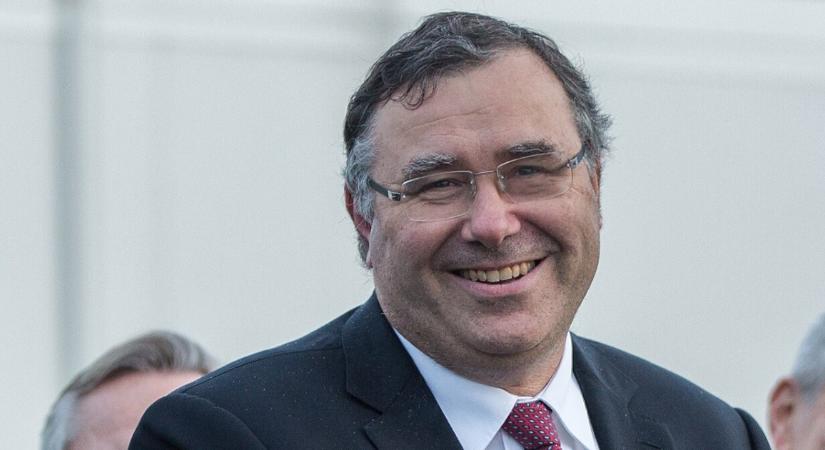 Iráni válság: megkongatta a vészharangot a francia olajipari óriás vezére