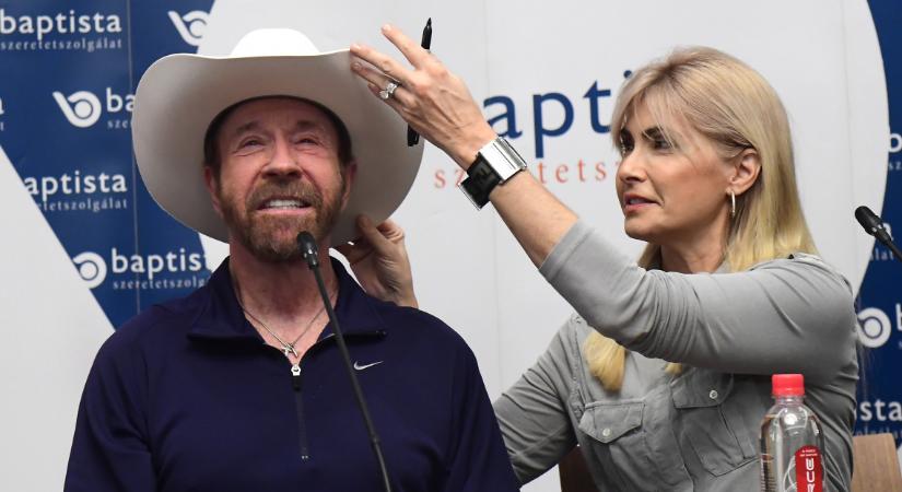 Meghalt Chuck Norris