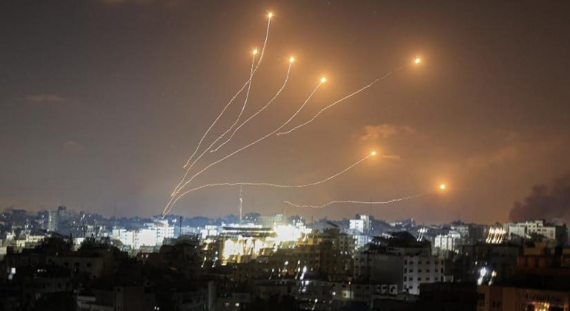 Az izraeli Vaskupolához szükséges alkatrészeket gyártana egyik üzemében a Volkswagen