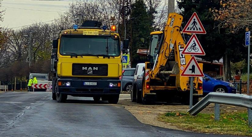 Több buszmegállót ideiglenesen áthelyeznek Rácalmáson