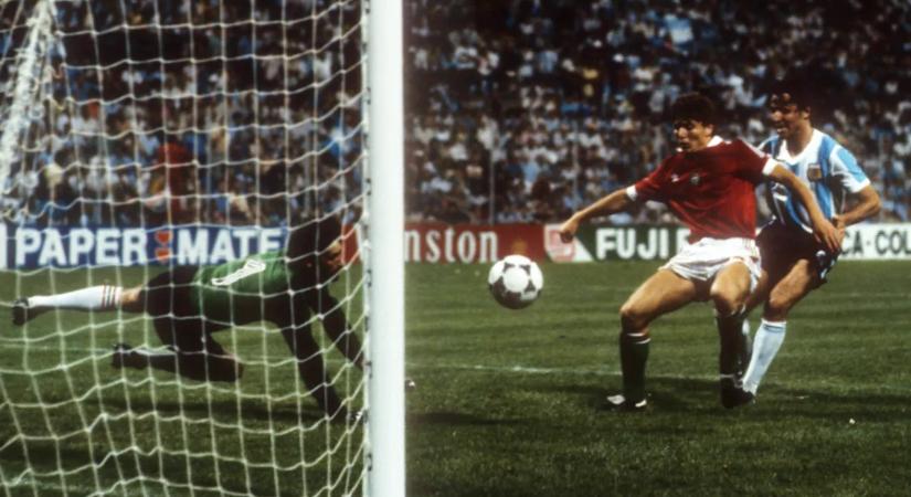 Eladó Sallai Sándor a '82-es vb-n az argentinok ellen viselt meze