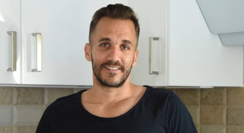 Megszületett Sass Dani második gyermeke, különleges nevet kapott a kislány