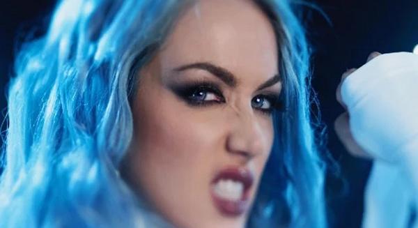 Alissa White-Gluz: "jó, hogy nem kell beleférnem semmilyen skatulyába"