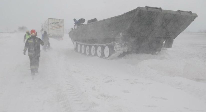 Ez nem lesz vicces: kiadták a riasztás, hófúvás érkezik - az egész Dunántúl érintett