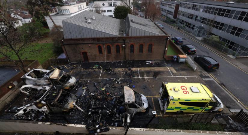 Őrizetbe vettek két embert a londoni antiszemita támadás ügyében