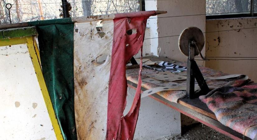 Lövések helyett emlékek – Egy félkatonai világ maradványai (galéria)