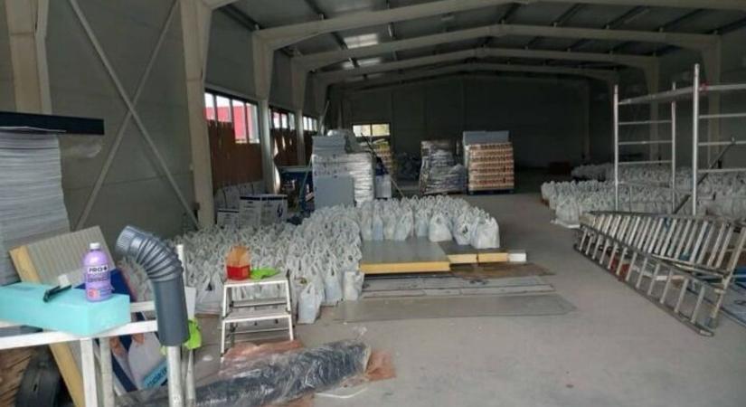 Siófokon bukott le a Tisza-párti Csatárihoz köthető alapítvány, léptek a hatóságok