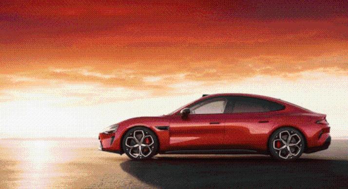 Új korszak jöhet a Xiaominál? – Nem csak a mobilok hozzák a pénzt, az autós üzletág is berobbant