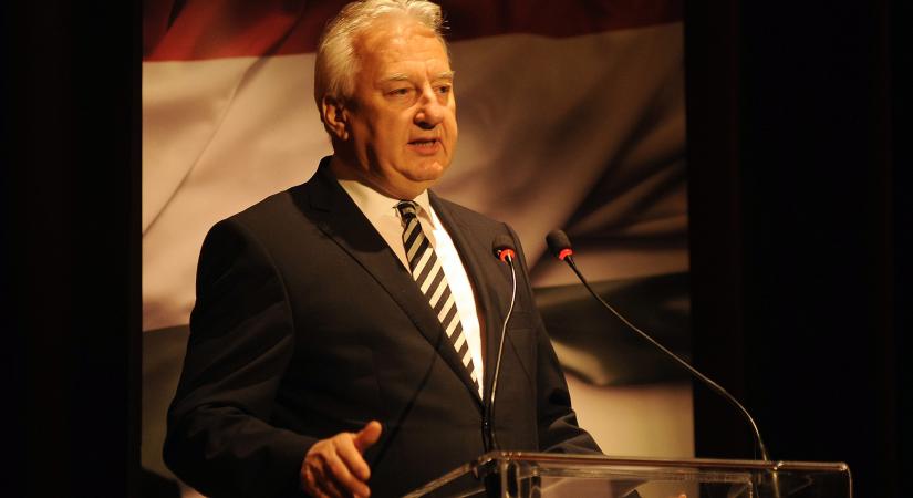 Semjén Zsolt: Keresztény rabszolgákat zsákmányolnak, adnak-vesznek a mi világunkban, a mi korunkban