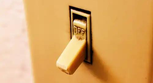 Elhalasztja áramszünettel járó fejlesztései legtöbbjét az E.ON a tavaszi szünetben