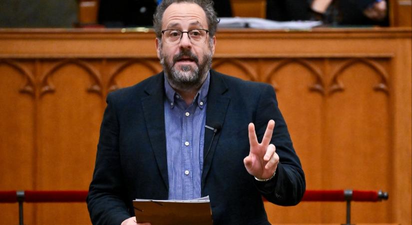 Titkolnia kellett visszalépését az MSZP frakció tagjának – választás 2026