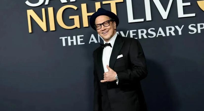 Rob Schneider berobbant Budapestre – amit a szalonban csinált, arra senki sem számított
