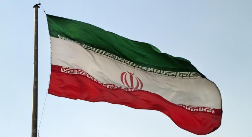 Evakuálni kellett az orosz személyzetet egy légicsapást szenvedett iráni atomerőműből