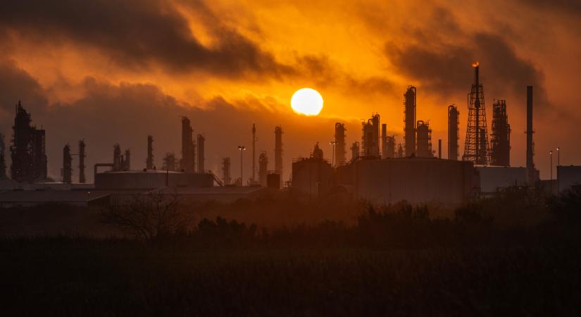 Fontos hírek érkeztek az olajfinomítóból, amelyben robbanás történt