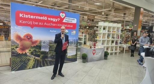 Szélesebbre nyitja a kaput az Auchan a „szomszédok” előtt