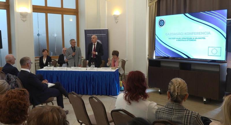 Talpon maradni, gondolkodni, fejlődni