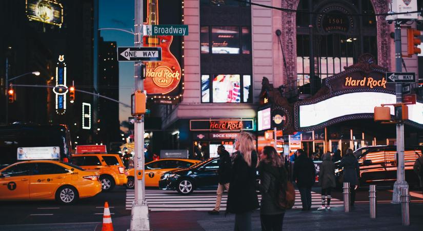 10 tipp, hogyan kerüld el a legpimaszabb turistacsapdákat