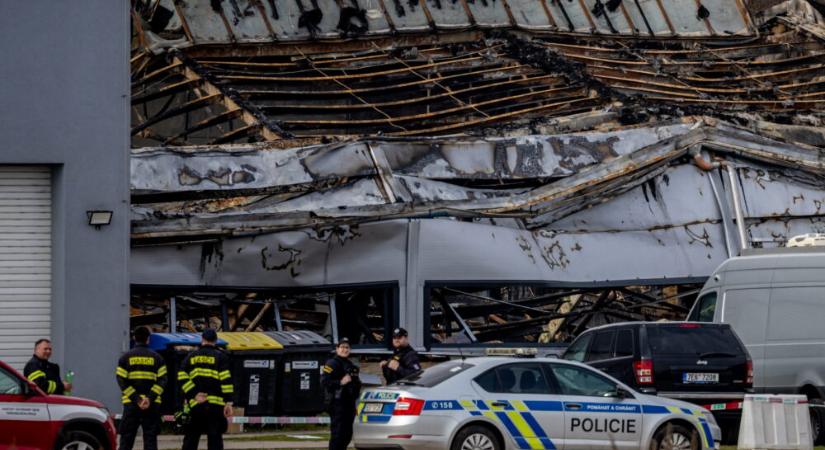 Letartóztatták Csehországban a pardubicei gyújtogatás gyanúsítottjait