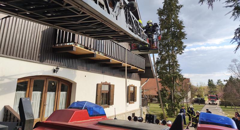 Lánglovagok a vadászházban