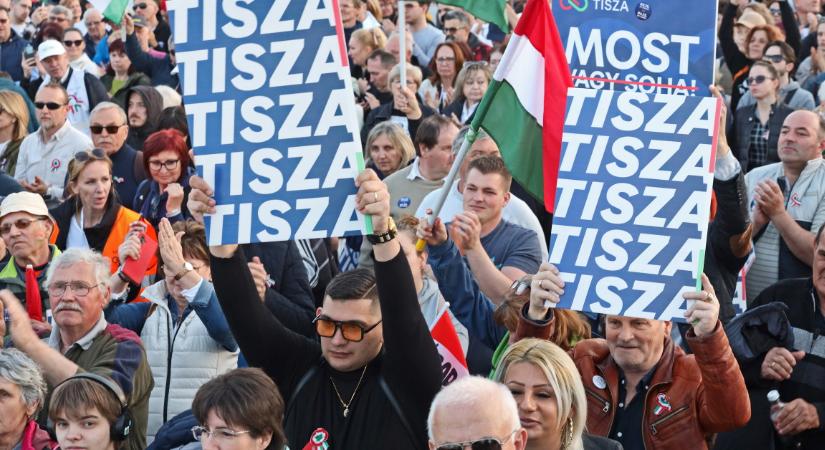 A Tisza, ahogy eddig, a DK-s visszalépések után sem tárgyal más pártokkal