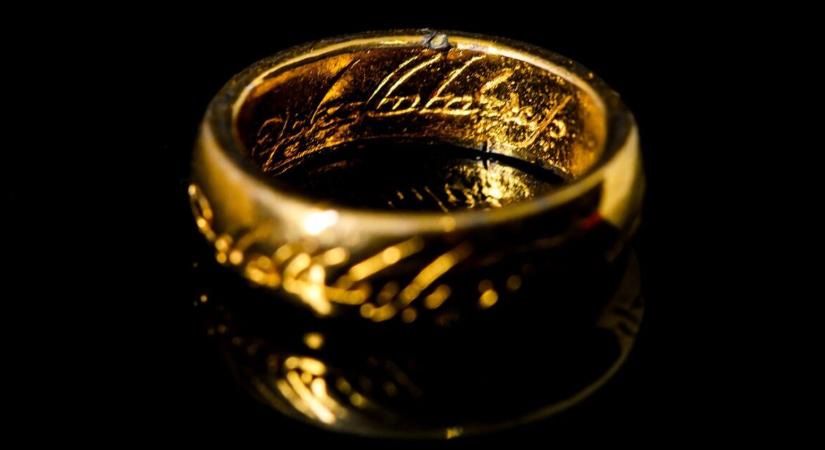 Hatalmas üzenetet kaptak A Gyűrűk Ura rajongói – új film készül