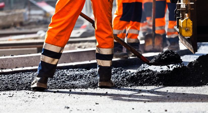 Útfelújítások: jól kell szerveznie, aki Budapest felé autózik az M7-en