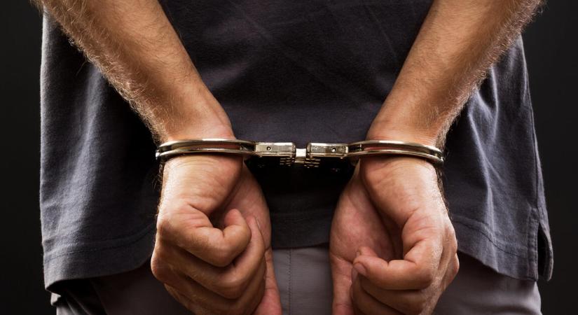 Bilincs került a Magyarországon terroristának nevezett csehországi gyújtogatókra